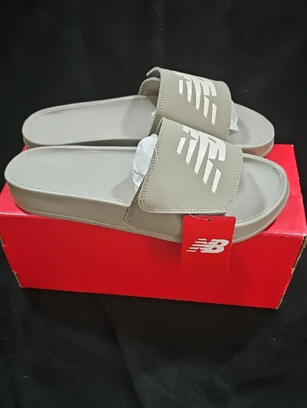 *Brand New* New Balance 200s